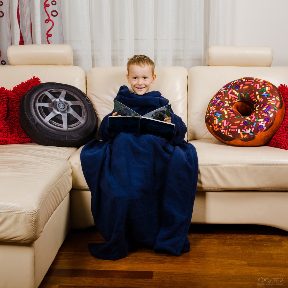 Koc z rękawami junior granatowy